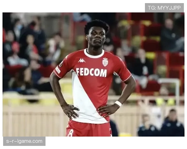 楚阿梅尼携手队友默契配合，球队状态回升彰显强大实力