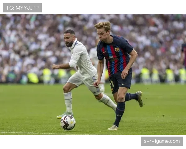 佩德里荣膺西甲赛季最佳潜力球员，状态回暖备受期待