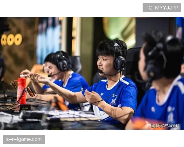 克罗斯在最新比赛中状态回暖，助球队争夺冠军荣耀