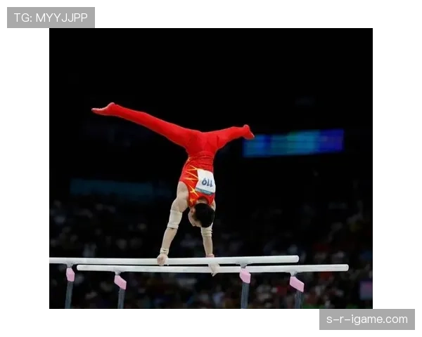 邹敬园训练场上冷峻一板,转身居然是隔壁大爷早晨遛弯气场?